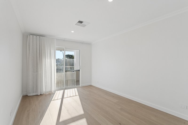 Photo - 16B Strathyre Drive, Duncraig WA 6023 - Image 14