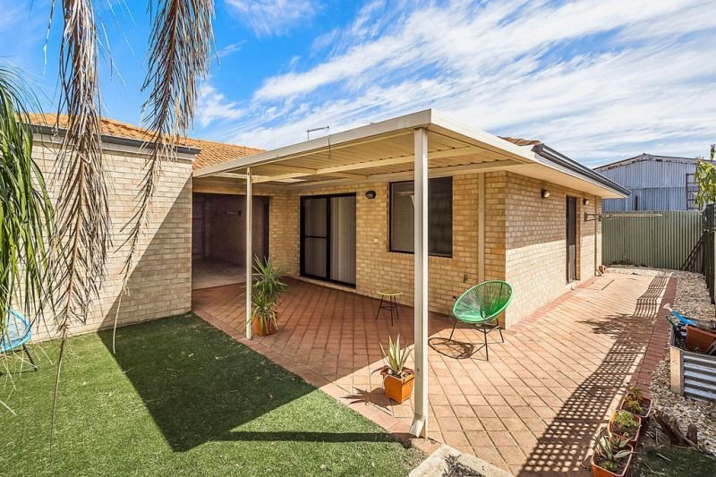 Photo - 16b Zlinya Circle, Spearwood WA 6163 - Image 15