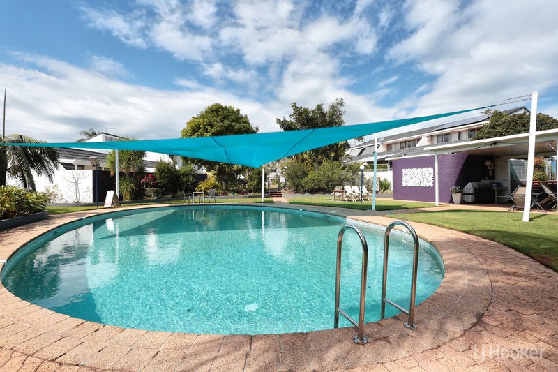 Photo - 16B/10 Spinnaker Drive, Sandstone Point QLD 4511 - Image 4