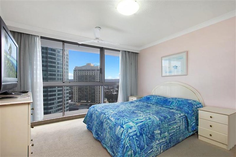 Photo - 16E/5 Clifford Street, Surfers Paradise QLD 4217 - Image 5