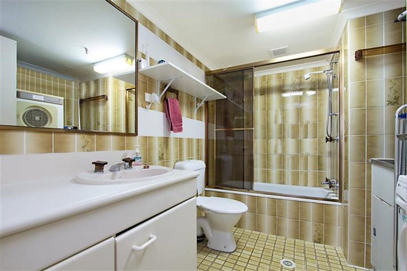 Photo - 16E/5 Clifford Street, Surfers Paradise QLD 4217 - Image 7