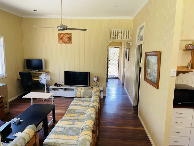 Photo - 17 - 19 Currong St , Russell Island QLD 4184 - Image 18
