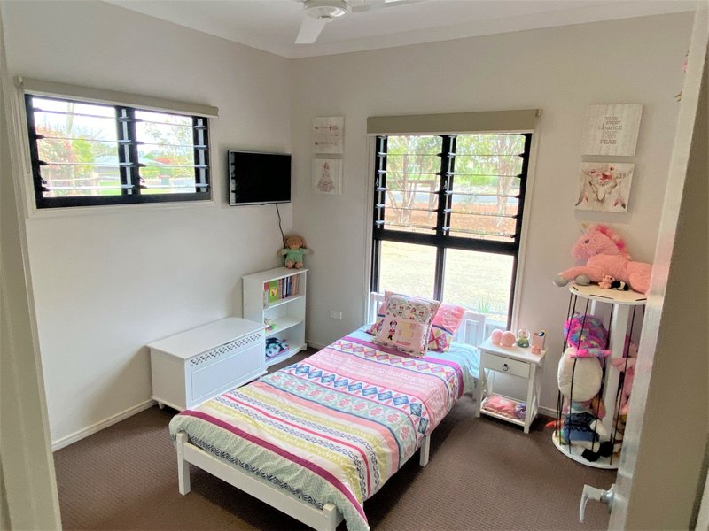 Photo - 17-19 Darcie Street, Kingaroy QLD 4610 - Image 14