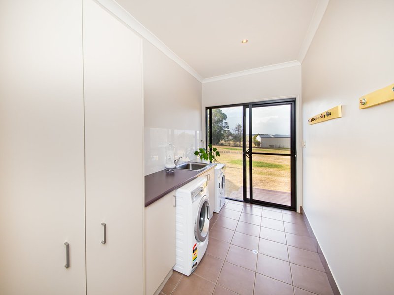 Photo - 17-19 Darcie Street, Kingaroy QLD 4610 - Image 16