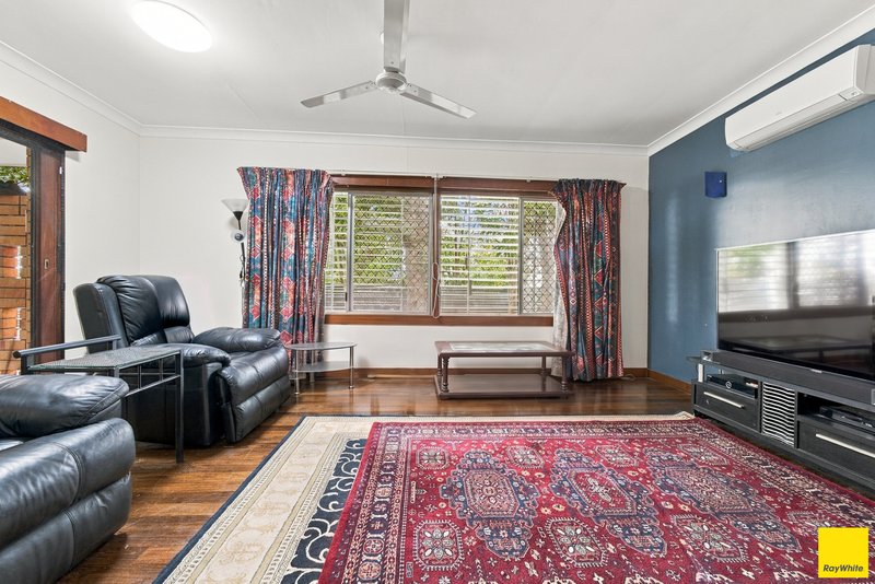 Photo - 17-19 Dillon Street, Bungalow QLD 4870 - Image 4
