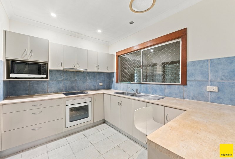 Photo - 17-19 Dillon Street, Bungalow QLD 4870 - Image 6