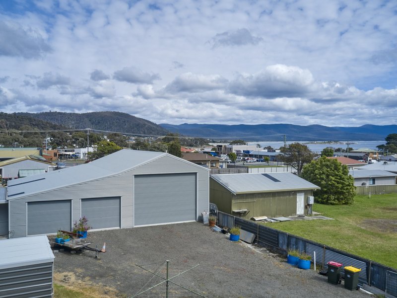 Photo - 17 -19 Fraser Street, Bicheno TAS 7215 - Image 5