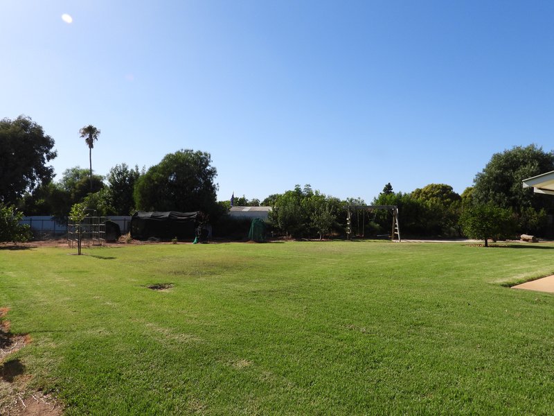 Photo - 17-19 Railway Parade, Yenda NSW 2681 - Image 17