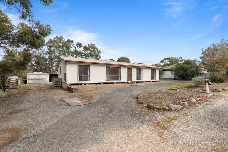 Photo - 17-19 Strickland Street, Kapunda SA 5373 - Image 2