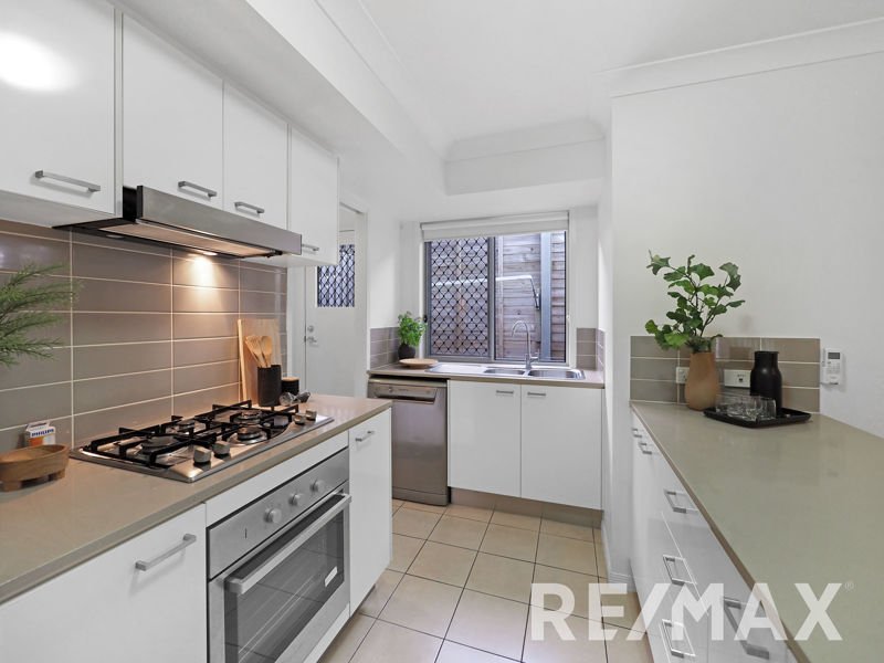 Photo - 17 89 Northquarter Drive, Murrumba Downs QLD 4503 - Image 3