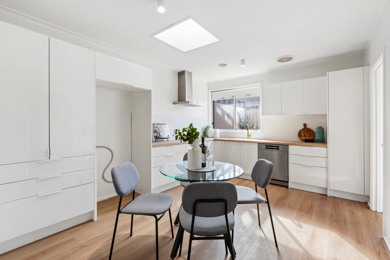 Photo - 1/7-9 Kayden Street, Cheltenham VIC 3192 - Image 5