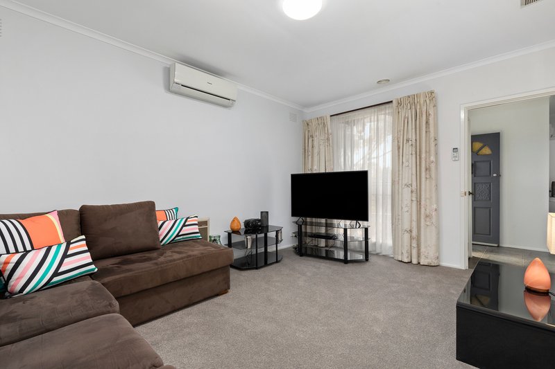 Photo - 1/7-9 Kayden Street, Cheltenham VIC 3192 - Image 2