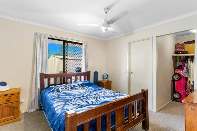 Photo - 17 Aberfoyle Drive, Deception Bay QLD 4508 - Image 6