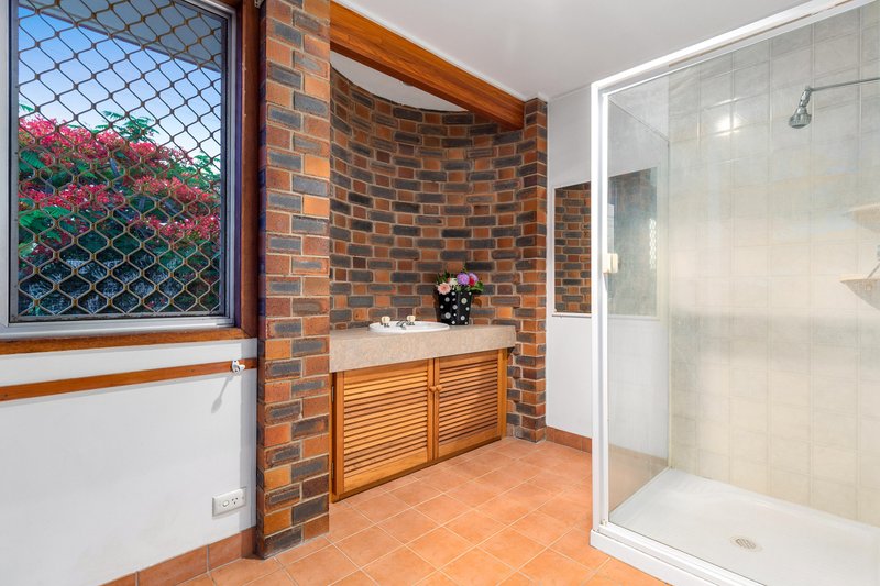 Photo - 17 Acacia Street, Everton Hills QLD 4053 - Image 7