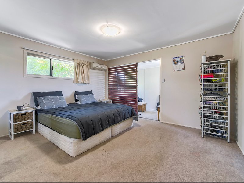 Photo - 17 Achilles Street, Kedron QLD 4031 - Image 7