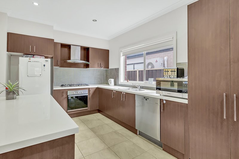 17 Acland Street, Craigieburn VIC 3064