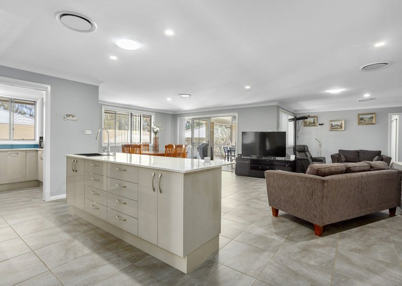 Photo - 17 Adelaide Close, Wingham NSW 2429 - Image 3