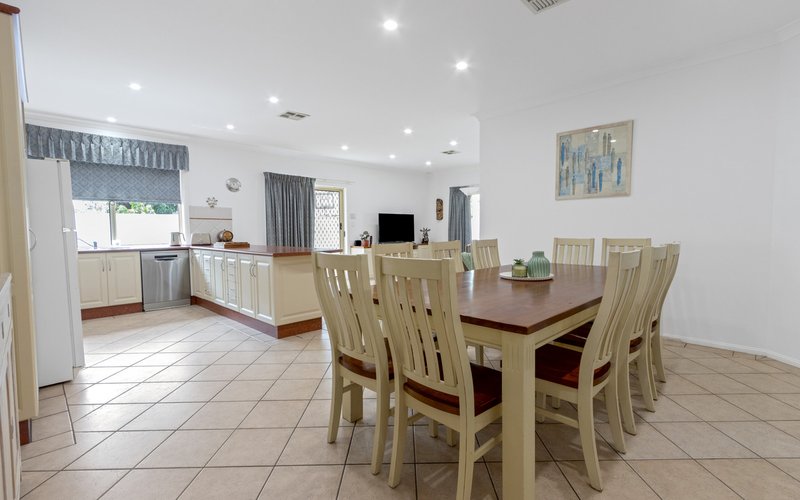 Photo - 17 Adele Avenue, Kidman Park SA 5025 - Image 11