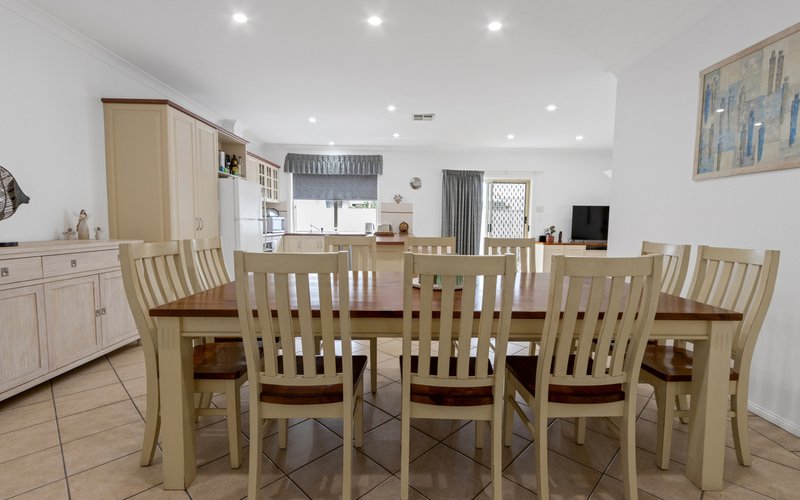 Photo - 17 Adele Avenue, Kidman Park SA 5025 - Image 12