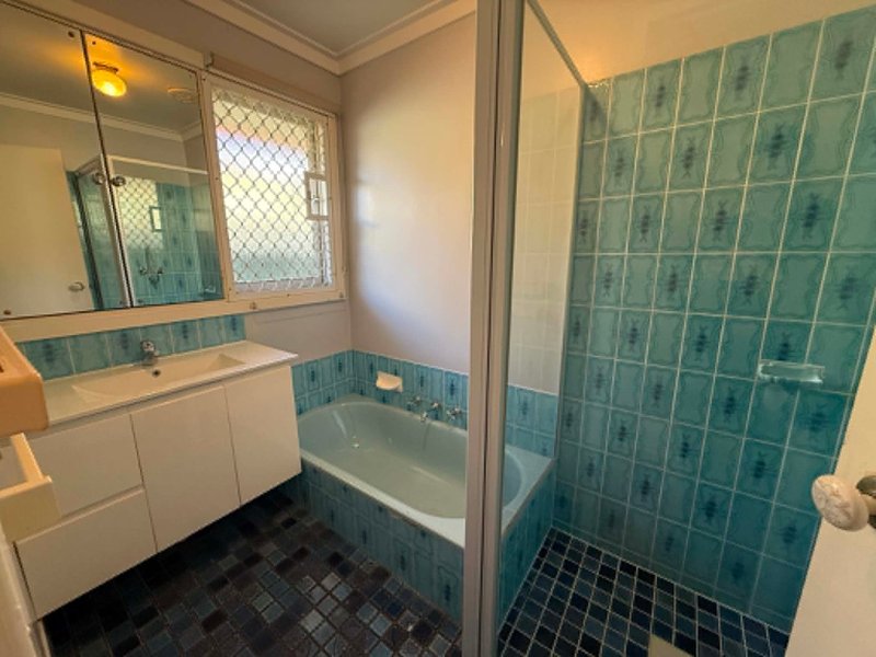 Photo - 17 Adina Way, Rockingham WA 6168 - Image 7
