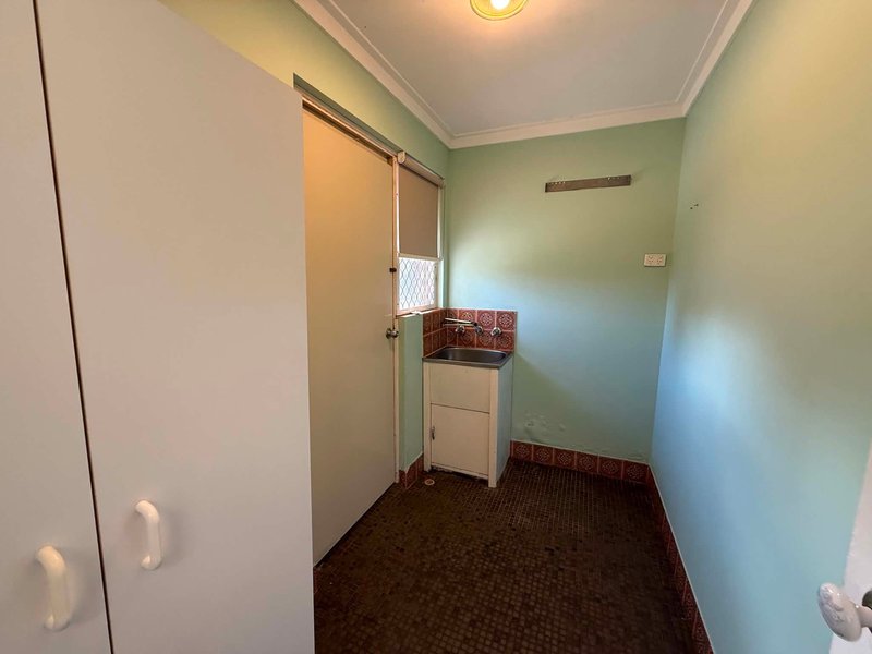 Photo - 17 Adina Way, Rockingham WA 6168 - Image 9
