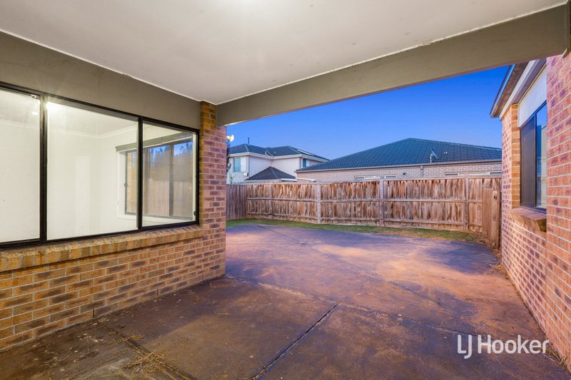 Photo - 17 Adventure Way, Point Cook VIC 3030 - Image 13