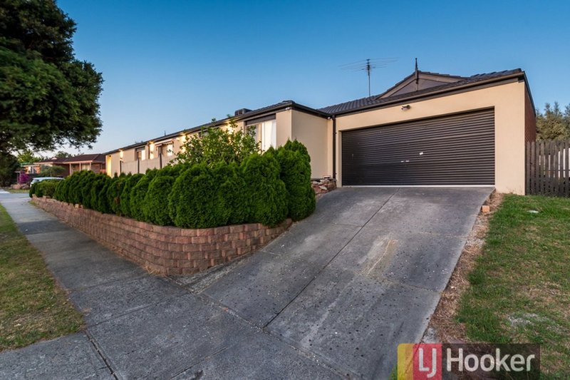 Photo - 17 Ainsleigh Court, Narre Warren VIC 3805 - Image 14