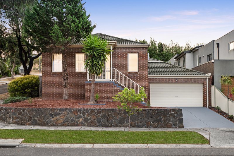 17 Alain Avenue, South Morang VIC 3752