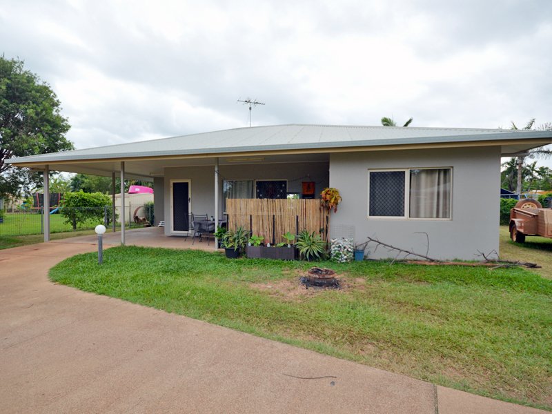 Photo - 1/7 Alakanum Court, Nanum QLD 4874 - Image 2