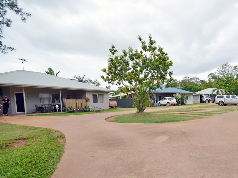 Photo - 1/7 Alakanum Court, Nanum QLD 4874 - Image 3