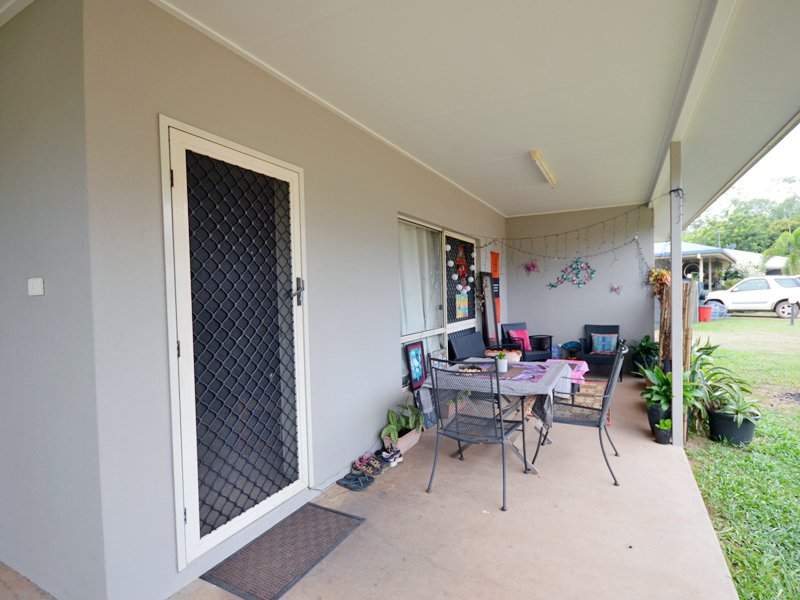 Photo - 1/7 Alakanum Court, Nanum QLD 4874 - Image 4