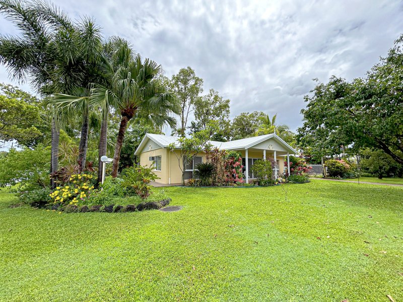 Photo - 17 Albatross Street, Kewarra Beach QLD 4879 - Image 2