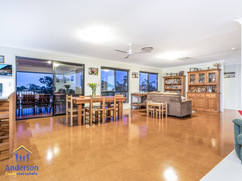 Photo - 17 Albion Street, Sandgate QLD 4017 - Image 6