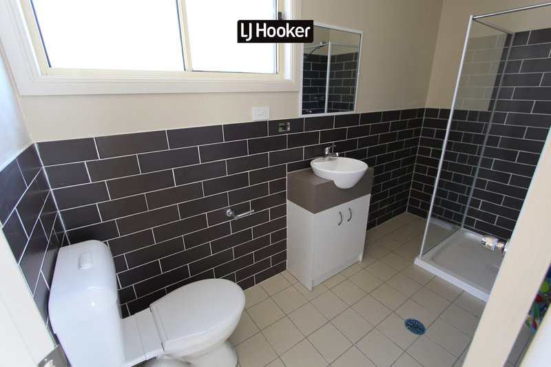 Photo - 17 Albury Street, Ashford NSW 2361 - Image 4