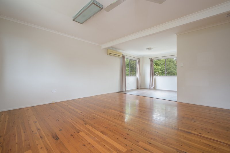 Photo - 17 Alder Street, New Auckland QLD 4680 - Image 7