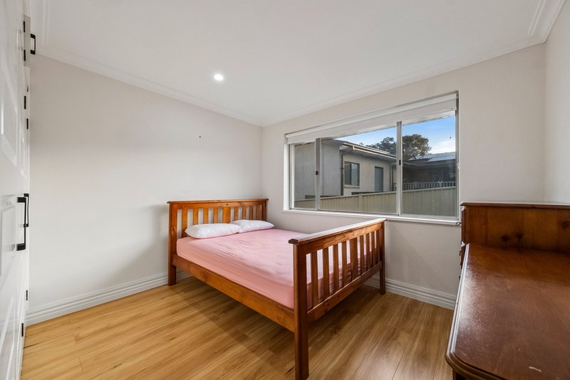 Photo - 17 Alfred Hill Drive, Melba ACT 2615 - Image 10