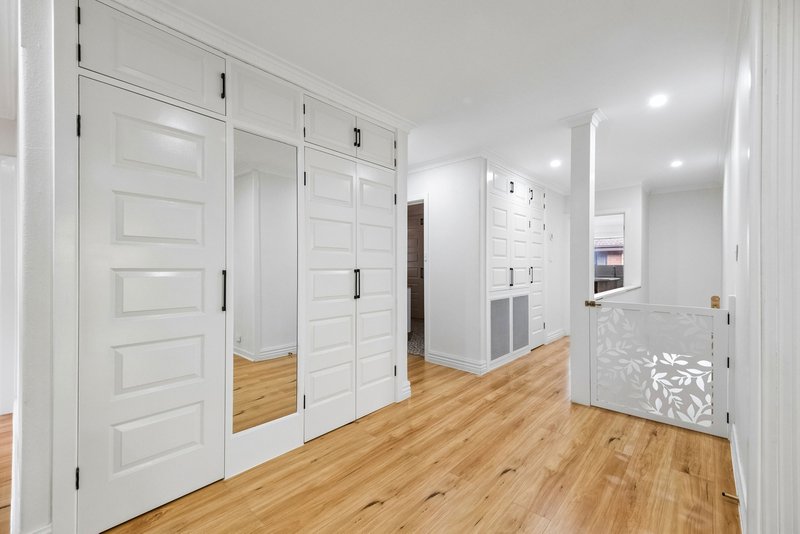 Photo - 17 Alfred Hill Drive, Melba ACT 2615 - Image 12