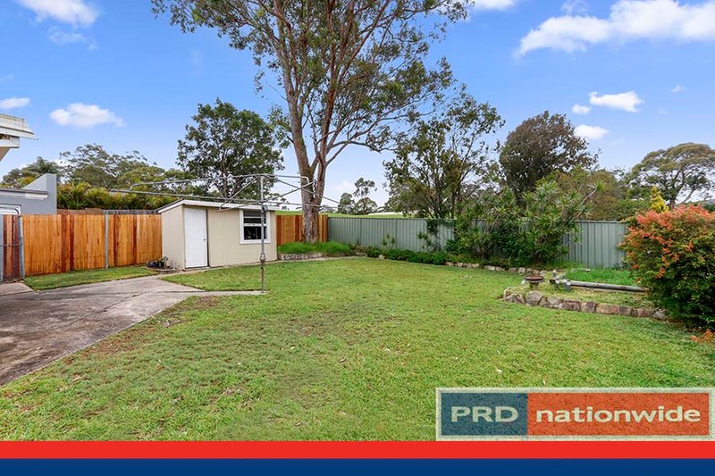 Photo - 17 Allwood Crescent, Lugarno NSW 2210 - Image 3