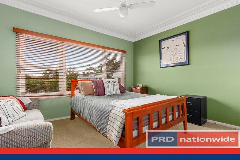 Photo - 17 Allwood Crescent, Lugarno NSW 2210 - Image 7