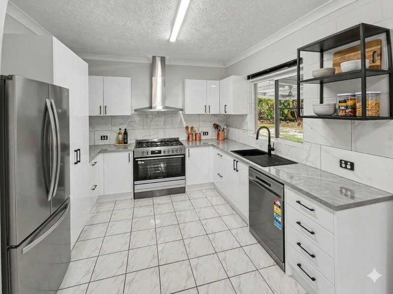 Photo - 17 Althaus Parade, Yabulu QLD 4818 - Image 11
