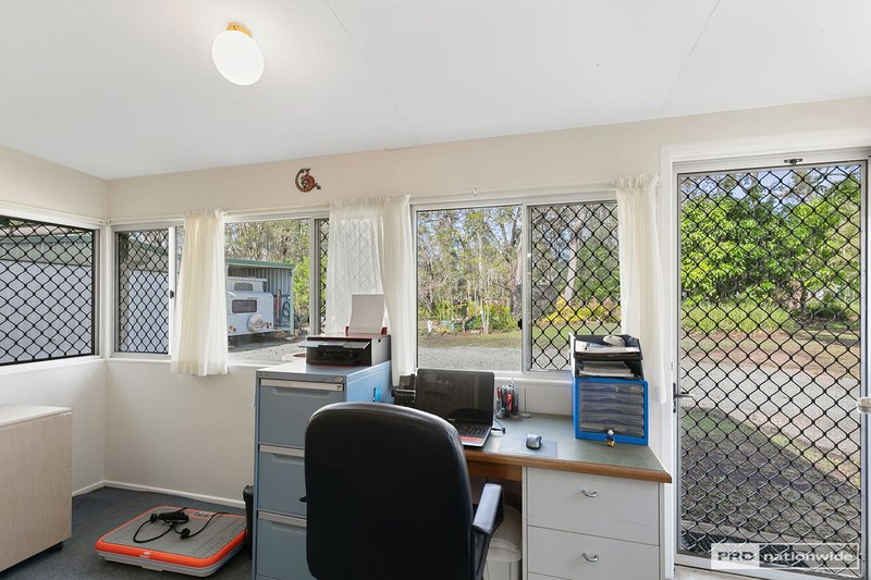 Photo - 17 Amanda Avenue, Oakhurst QLD 4650 - Image 17