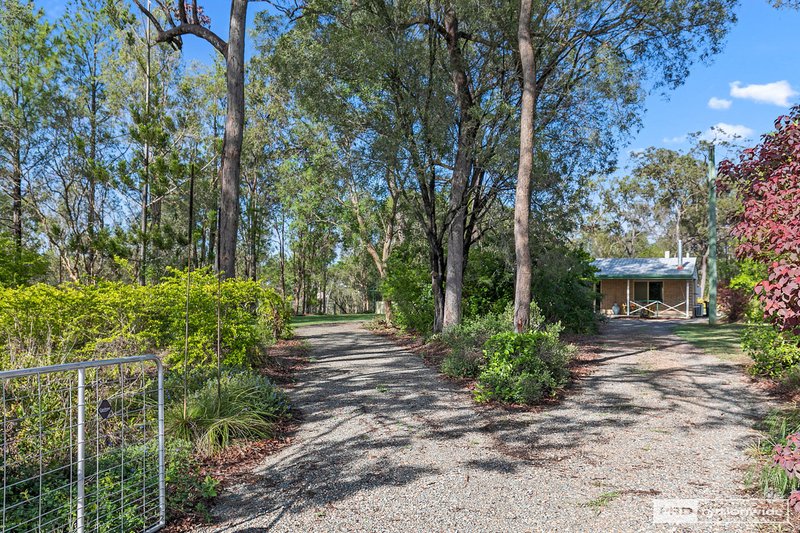 Photo - 17 Amanda Avenue, Oakhurst QLD 4650 - Image 26