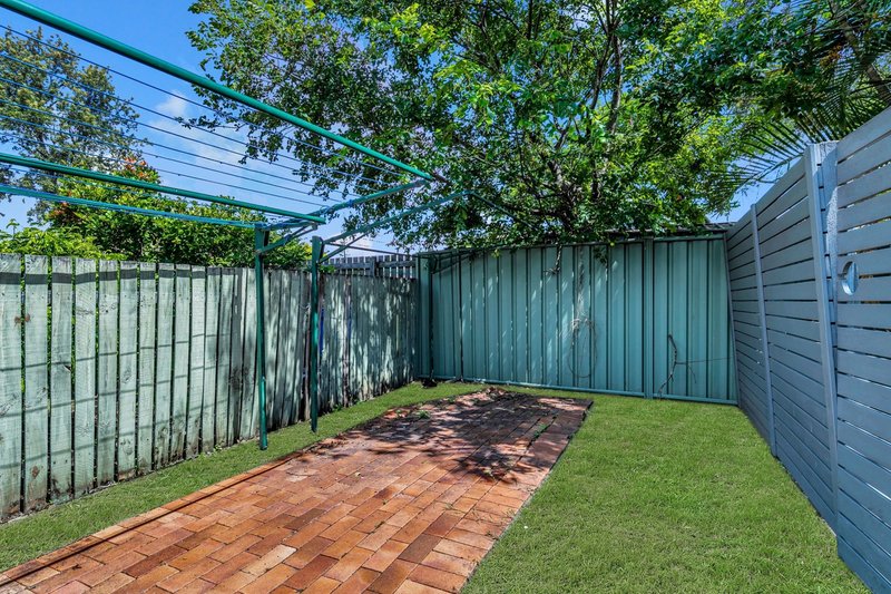 Photo - 17 Amaroo Street, Archerfield QLD 4108 - Image 15