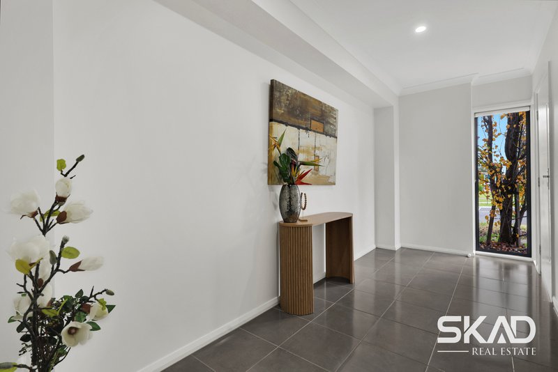 Photo - 17 Ambition Drive, Greenvale VIC 3059 - Image 3