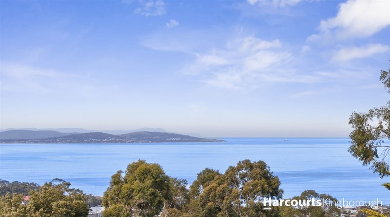 Photo - 1/7 Amethyst Drive, Blackmans Bay TAS 7052 - Image 16