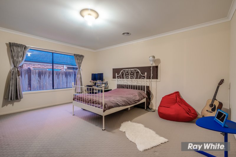 Photo - 17 Amsterdam Avenue, Tarneit VIC 3029 - Image 12