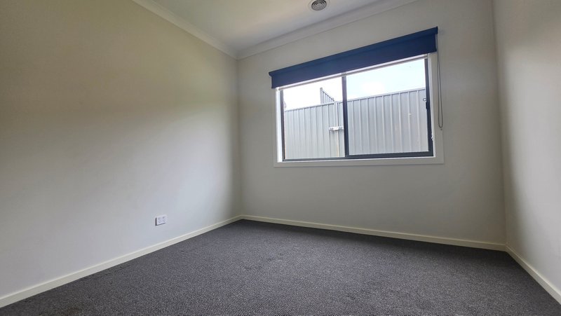 Photo - 17 Amukta Road, Truganina VIC 3029 - Image 14