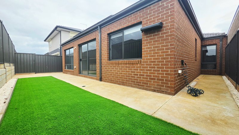 Photo - 17 Amukta Road, Truganina VIC 3029 - Image 19