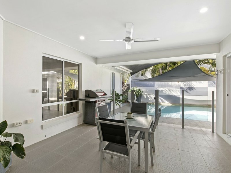 Photo - 17 Anchorage Circuit, Twin Waters QLD 4564 - Image 11