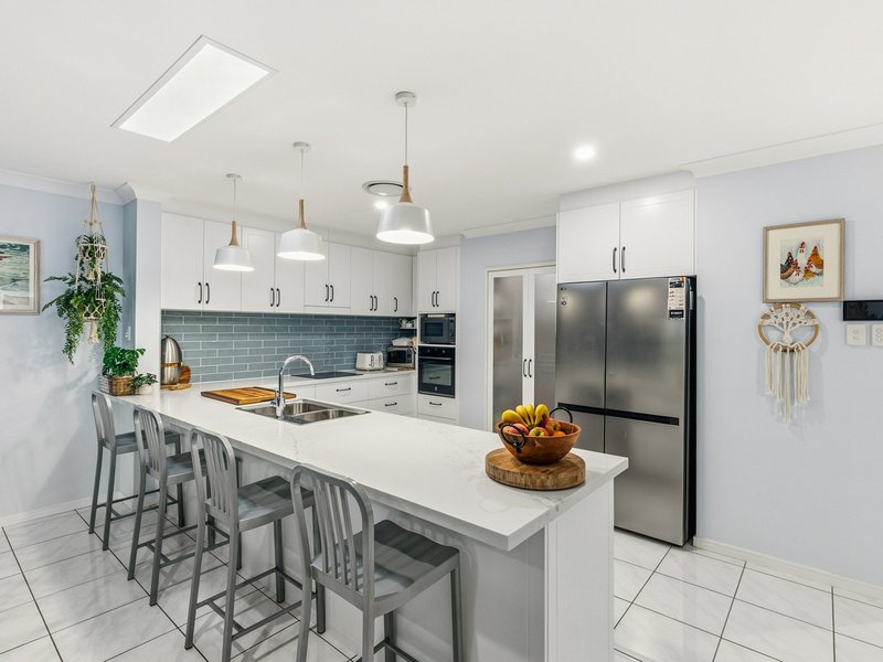 Photo - 17 Anchorage Circuit, Twin Waters QLD 4564 - Image 2